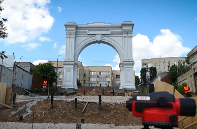 В Саратове строят спуск к Волге от Триумфальной арки